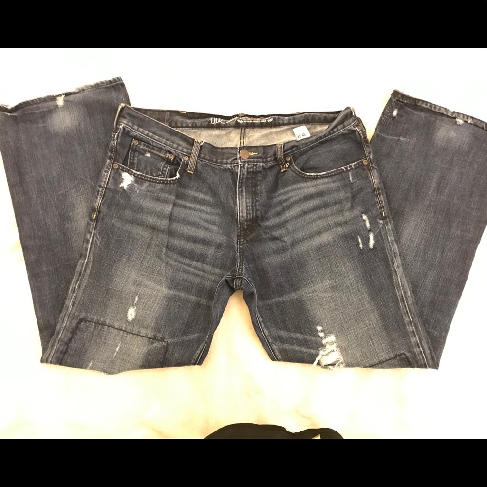 Distressed Dark Wash Wide Leg Jeans